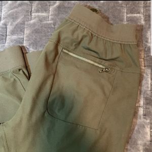 Lululemon Jogger - Mens ABC Jogger Warpstreme Large Olive Green